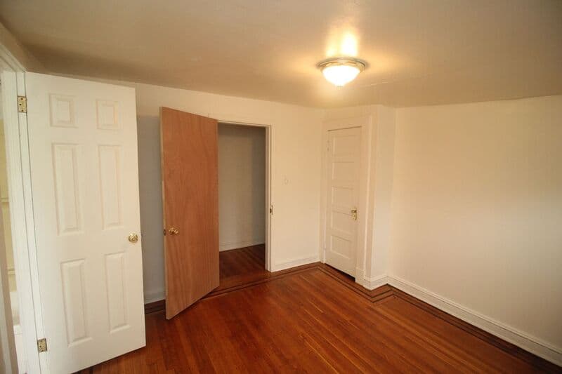 Baltimore Condo: 912 St. Paul St