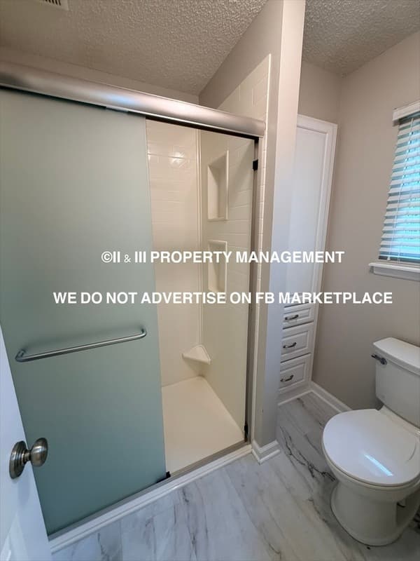 Blue Springs House: 2603 Northeast Springbrook Street
