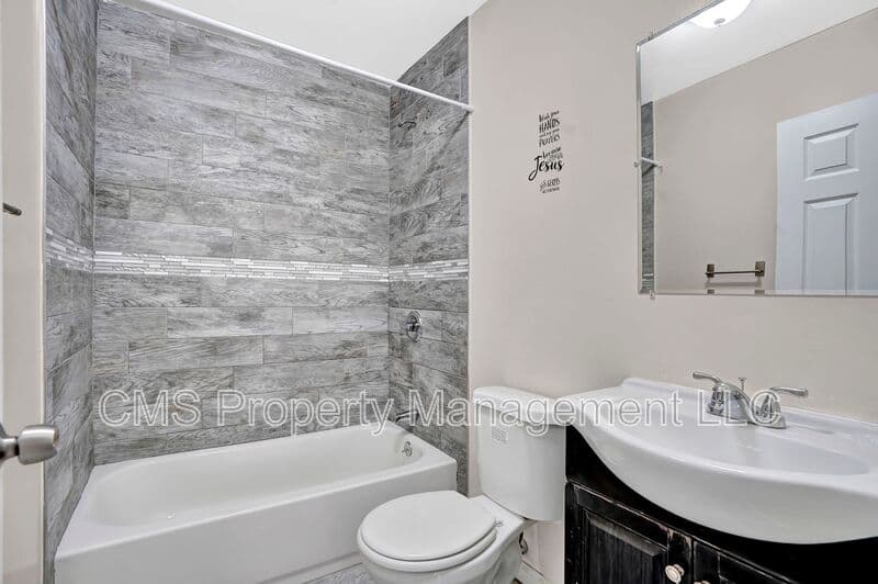 Newark Condo: 142-144 Seymour Ave