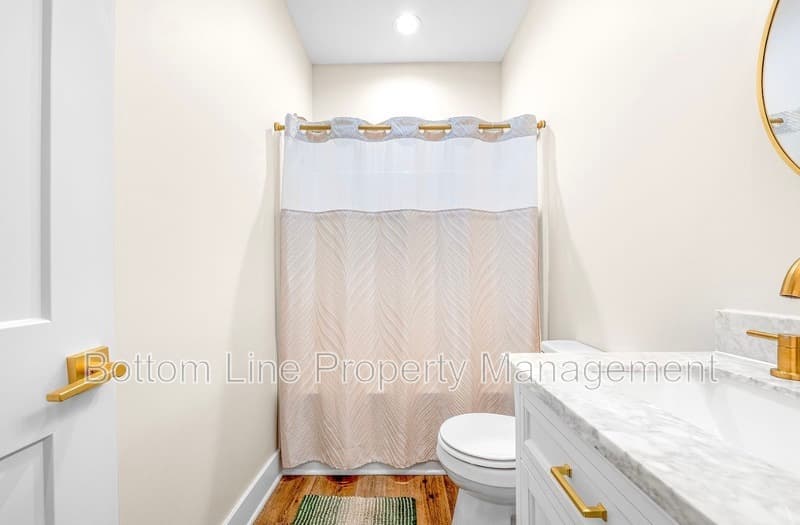 Crouse House: 2462 Shoal Rd