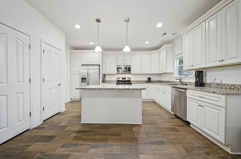 Norfolk House: 1014 Avenue H