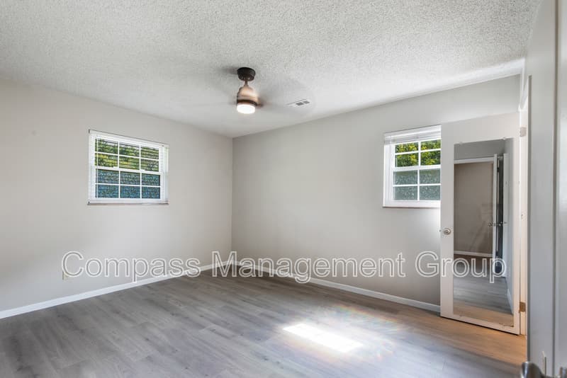 Knoxville House: 1505 Aldenwood Lane