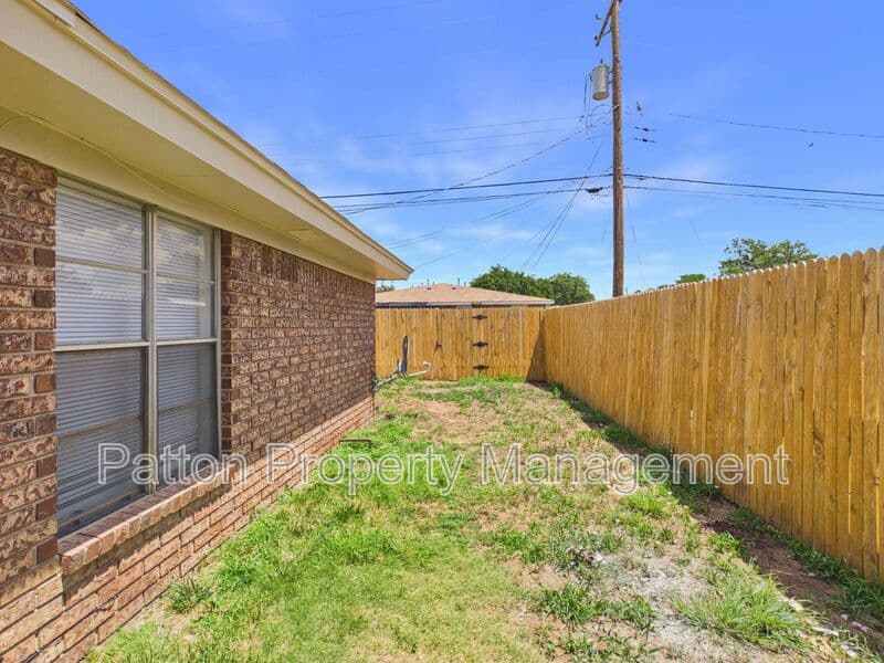 Amarillo Condo: 1929 Howard