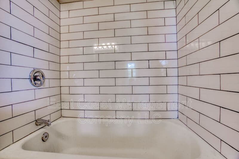 Baltimore Condo: 3100 Hamilton Ave