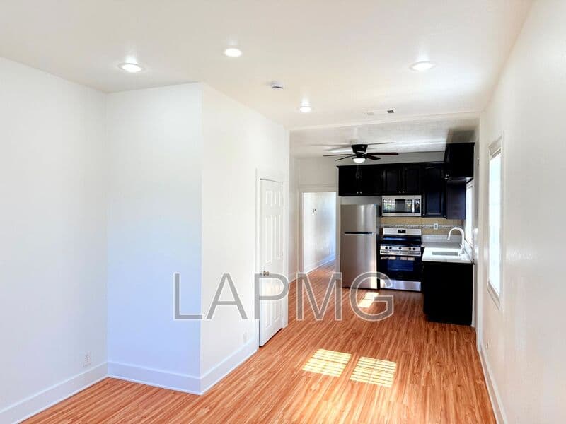 Los Angeles House: 1870 Daly Street