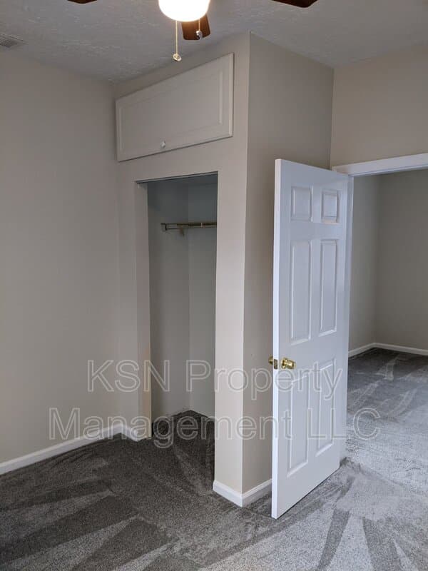 Savannah Condo: 1124 Collins Street