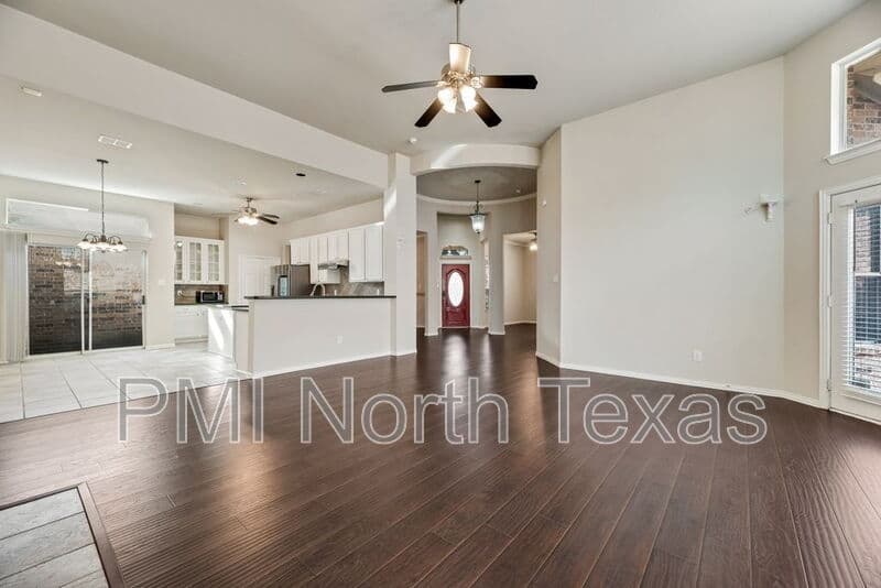 Frisco House: 5544 Hidden Creek Ln