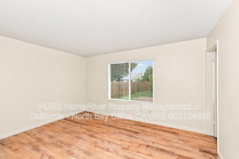 Santa Rosa House: 2436 Campbell Drive