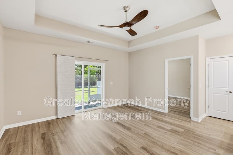 Pooler Townhome: 130 Danbury Court
