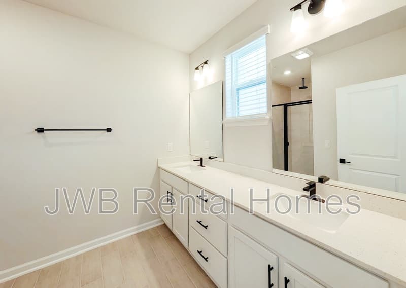 Jacksonville Townhome: 162 Barstow Pl