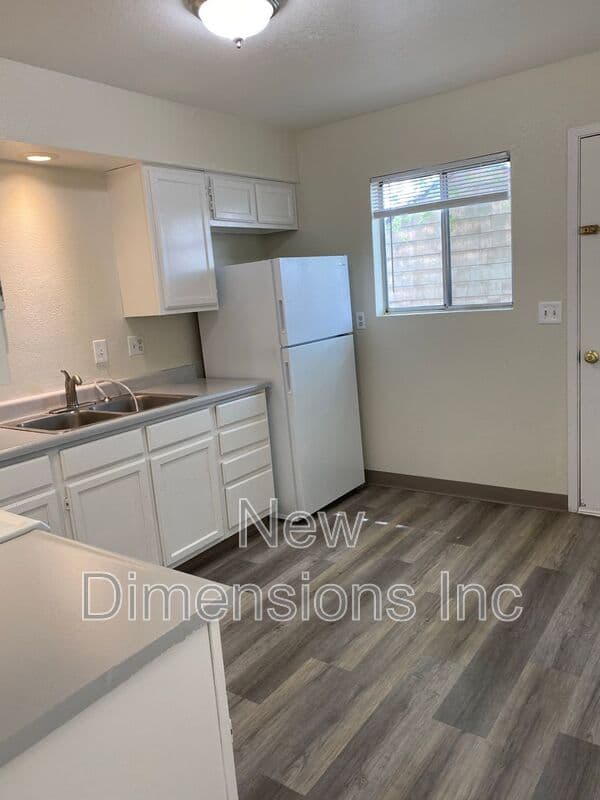 Fallon House: 674 Humboldt Street