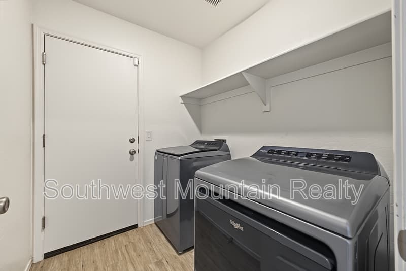Coolidge House: 1333 W Pima Avenue