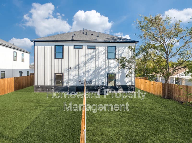 Fort Worth Condo: 8007 Doreen Avenue