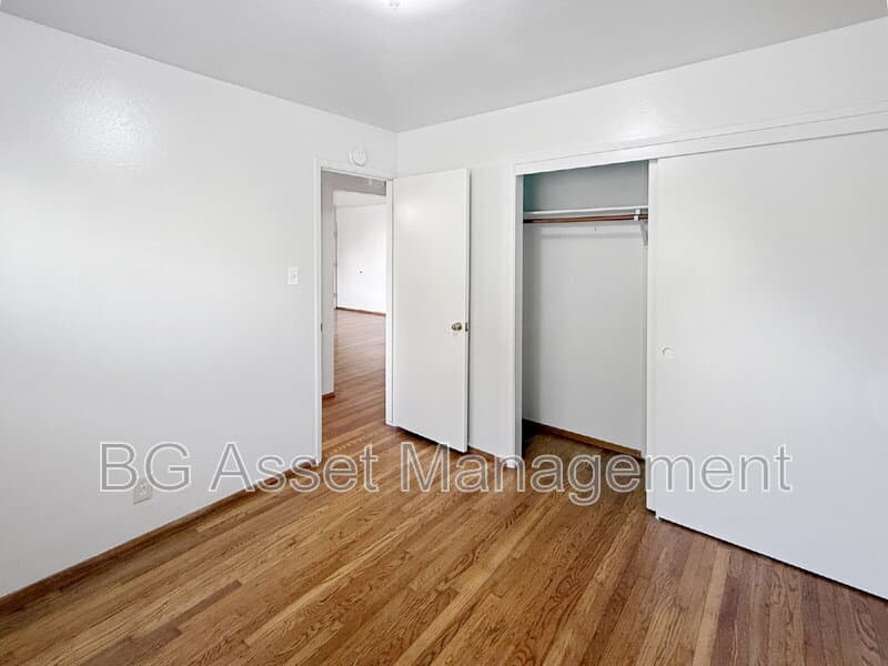 Richmond Condo: 121 Eddy Street