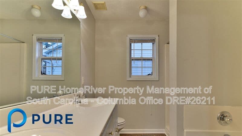 Lexington House: 309 Louisa Ln