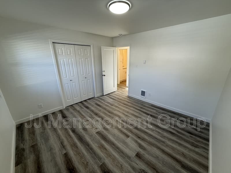 Cheney Condo: 1221 2nd Street