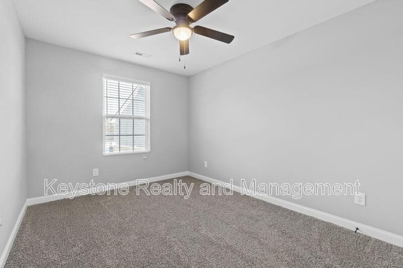 Clarksville Townhome: 580 Heritage Pointe Drive