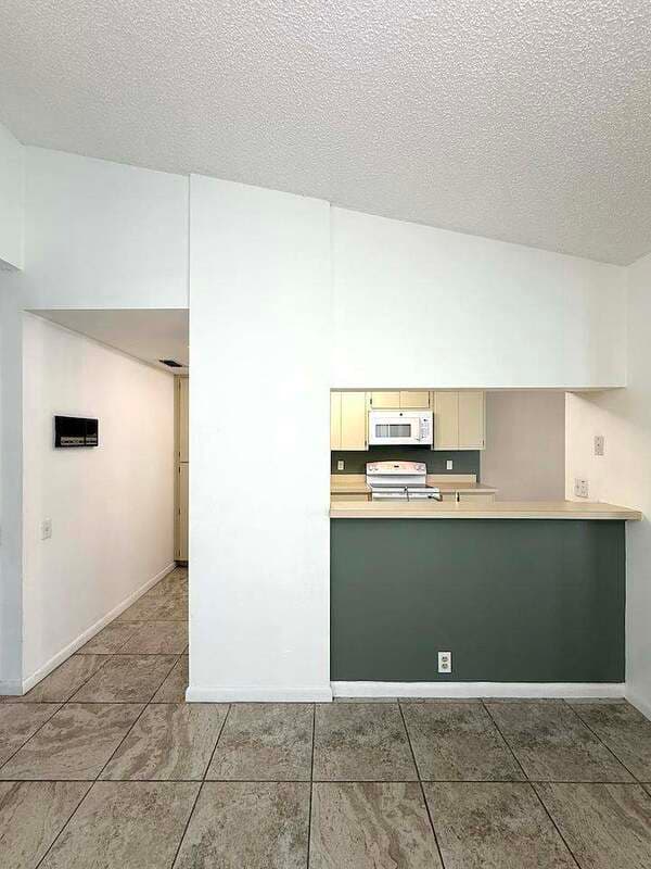 Hudson House: 13636 Dunwoody Court