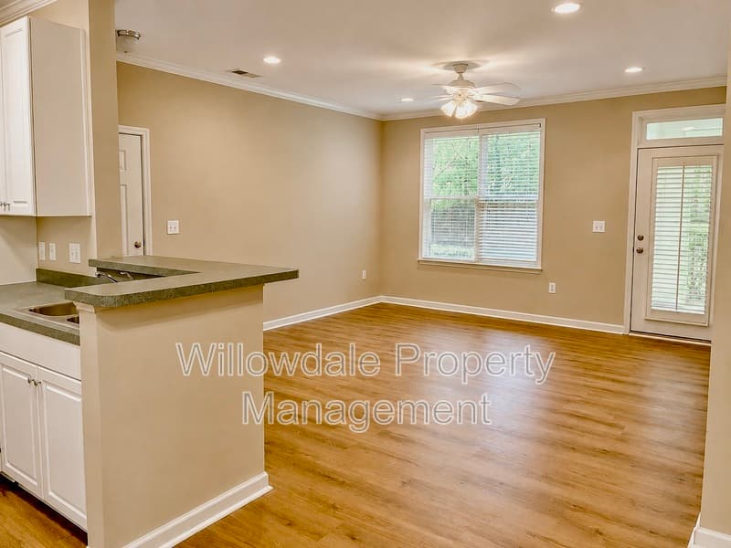 Holly springs Condo: 204 Savannah ridge rd