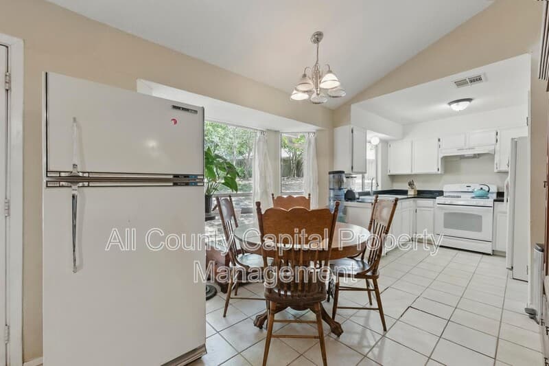 Austin House: 4802 Peach Grove Ct
