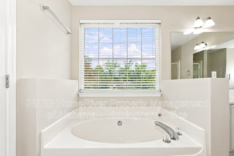 Alabaster House: 206 Park Village Circle