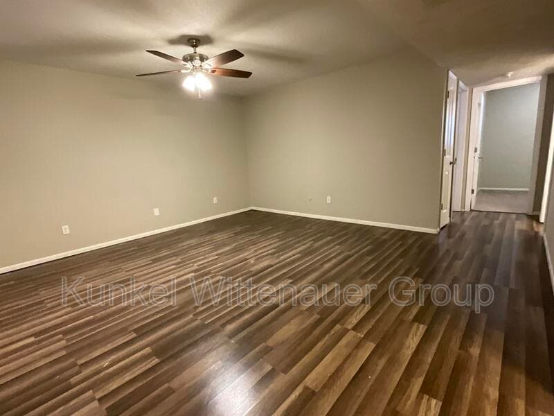 Swansea Condo: 1320-11 N 1st St