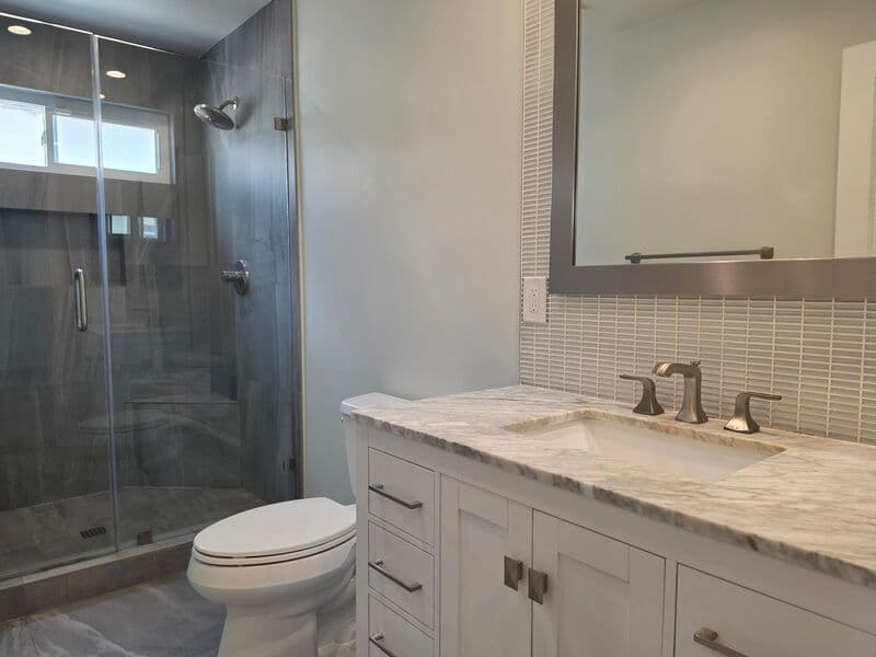 Tustin House: 12425 Woodhall Way