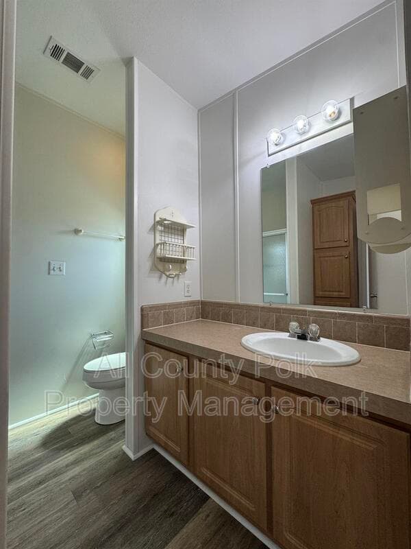 Haines City House: 106 Reineke Rd