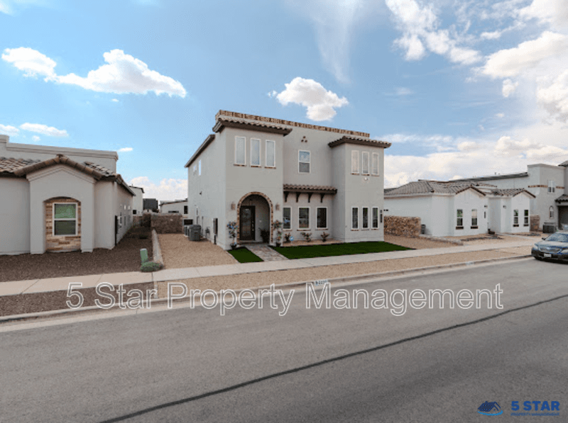 El Paso House: 2233 Mike Price Dr