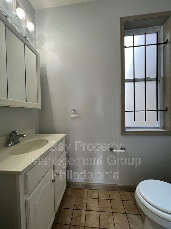 Philadelphia House: 2154 N Carlisle St