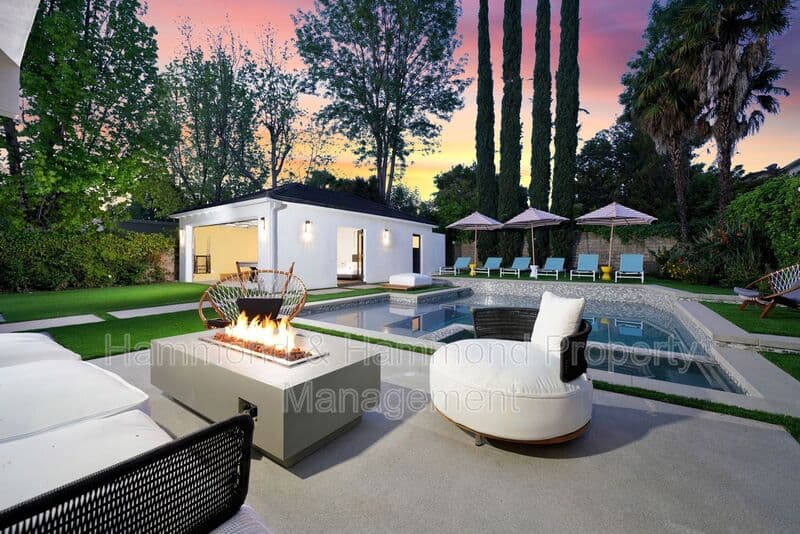 Sherman Oaks House: 15440 Varden St.