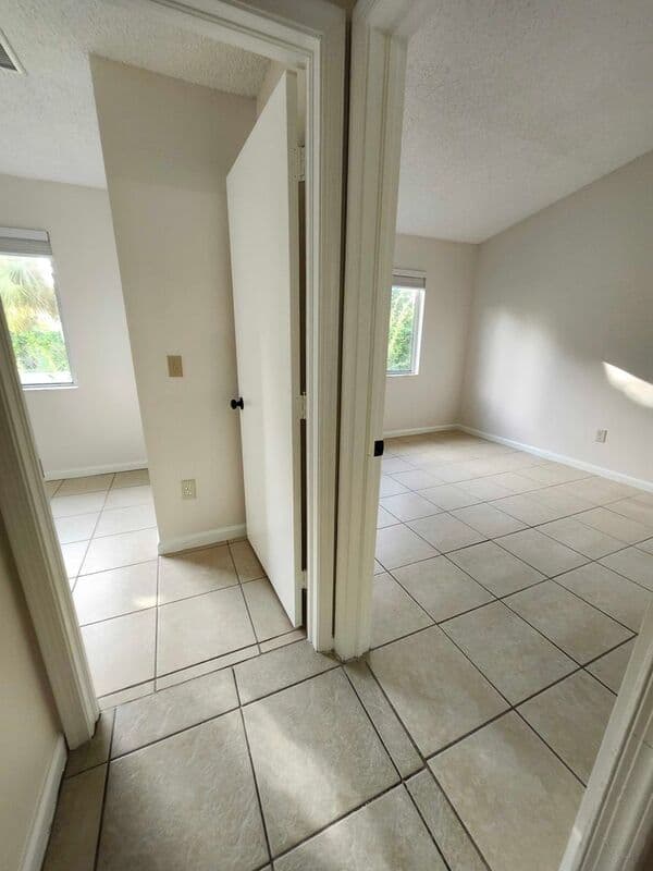 West Palm Beach House: 5214 Stacy Street