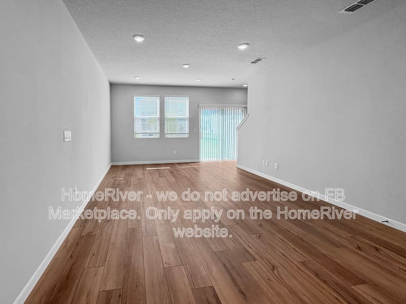 Jacksonville Townhome: 206 Brazil Nut Cir