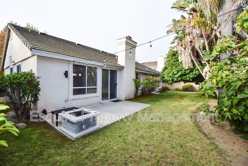 OXNARD House: 1821 LA QUINTA LN