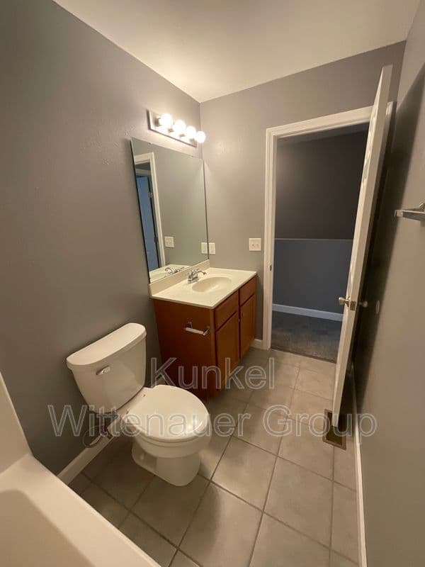 Mascoutah Condo: 704 Fountain View A-H