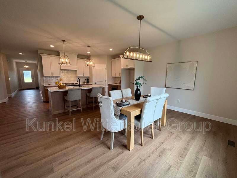 O'Fallon House: 641 Ambrose Drive