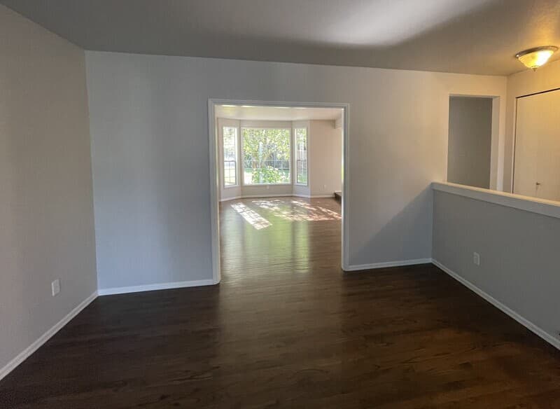 Redmond House: 4321 170th Ct
