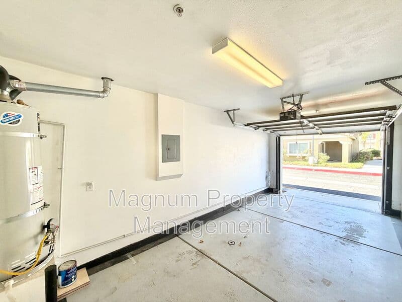 Moreno Valley House: 15681 Lasselle St.