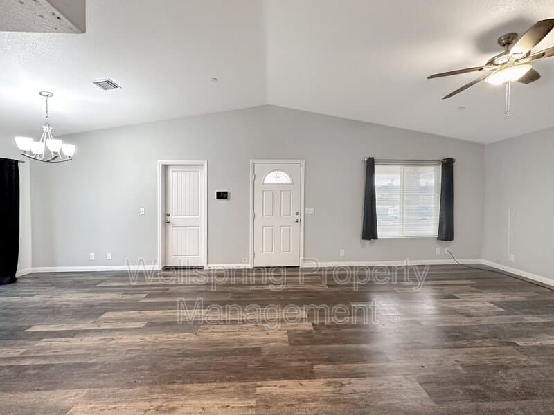 Ridgecrest House: 1320 South McCall Street