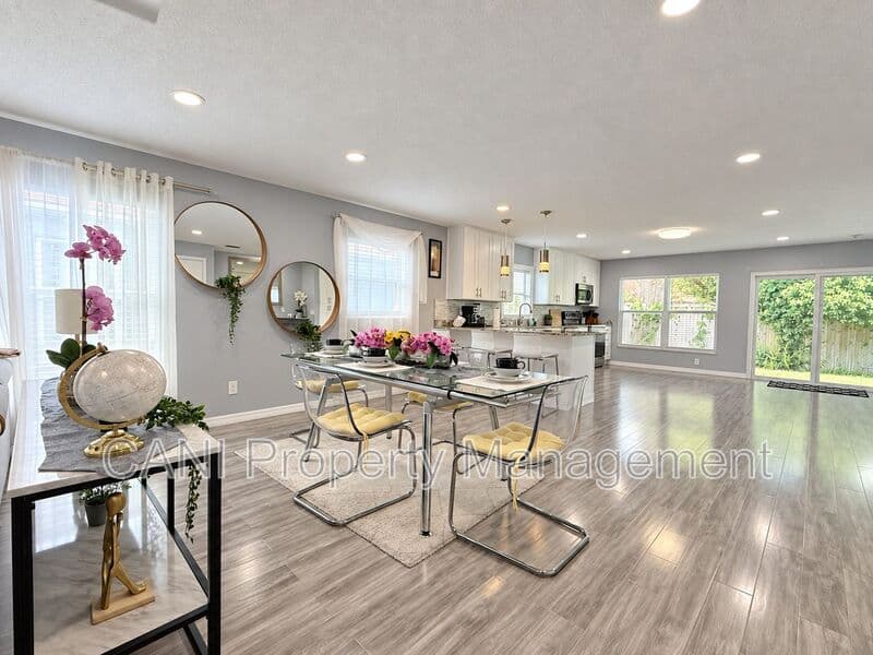 Orlando House: 4440 Bleasdale Ave