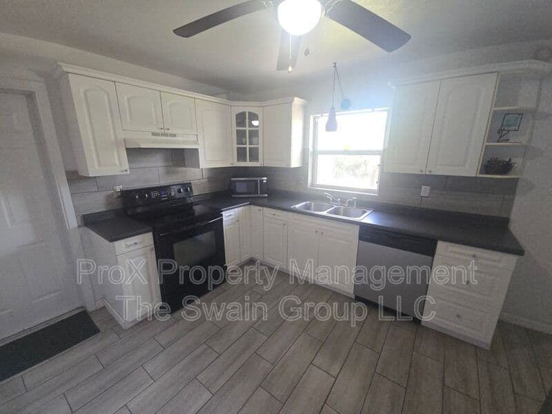 Lakeland House: 1707 Staunton Ave