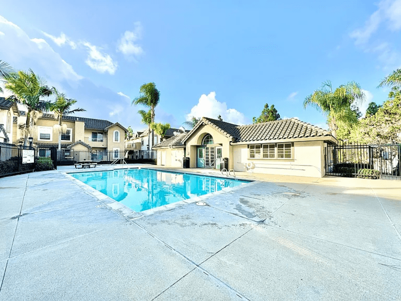 San Diego Condo: 8656 New Salem St