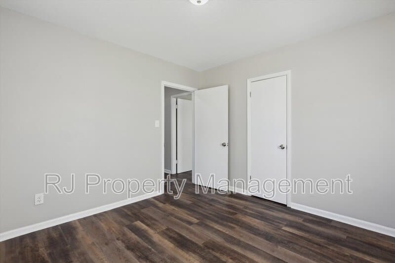 Memphis House: 535 Gilleas Rd