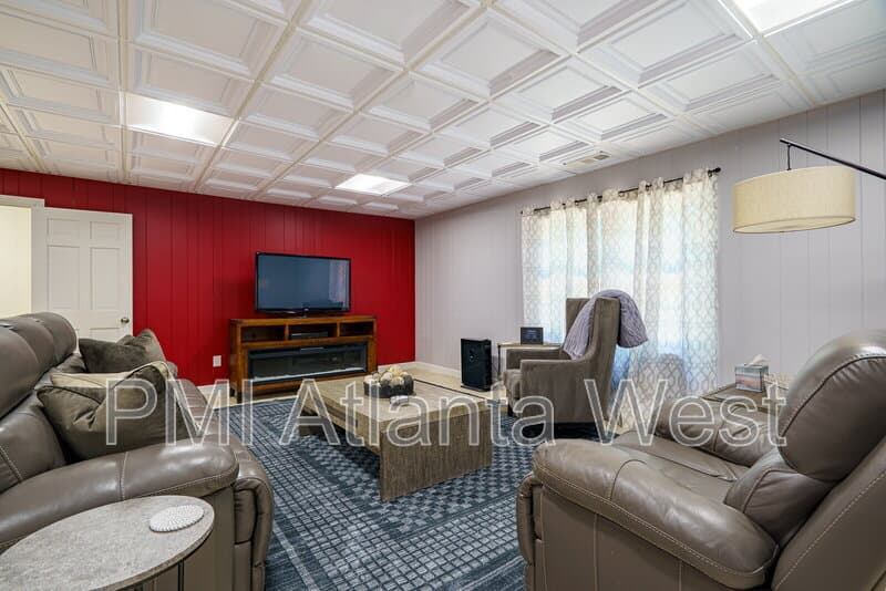 Sandy Springs House: 2215 Spalding Drive