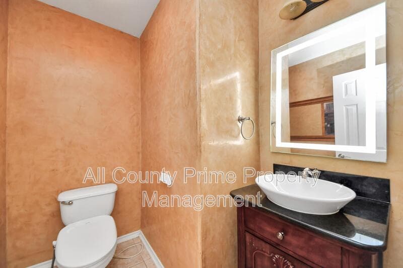 Cypress House: 22030 Gold Leaf Trail