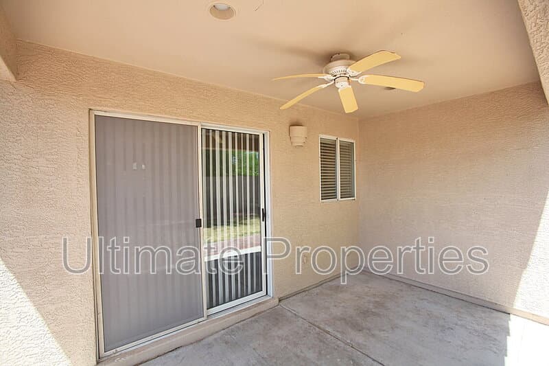 Peoria House: 8023 W Melinda Ln