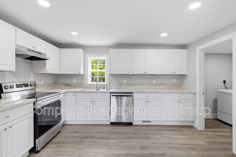 Knoxville Condo: 2415 Piedmont Street Northwest