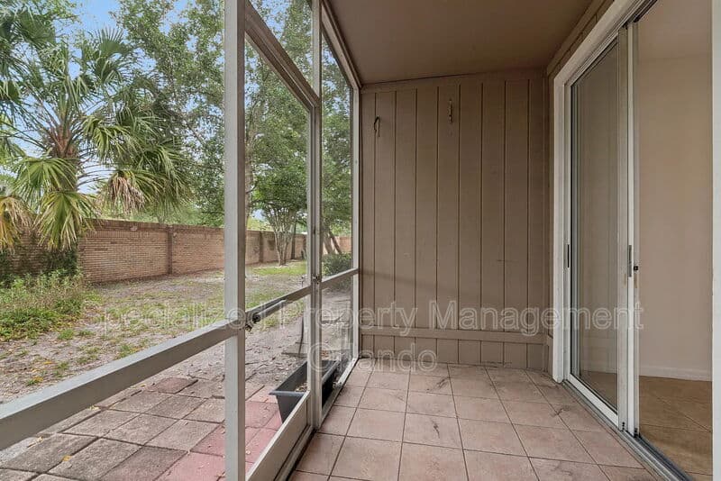 Altamonte Springs Townhome: 685 Scarlet Oak Cir