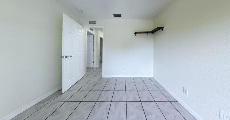 Englewood Condo: 9272 Anita Avenue