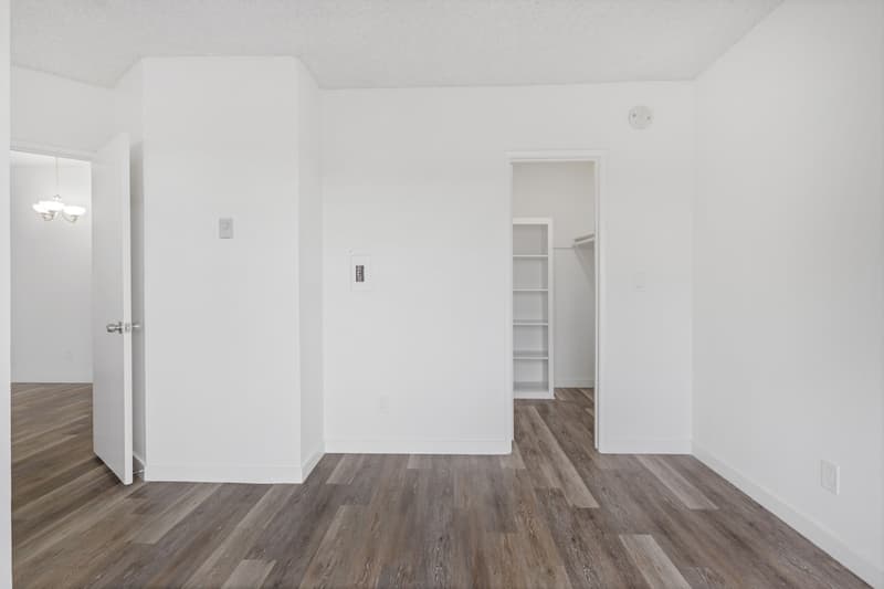 Los Angeles Condo: 12500 Culver Boulevard - 304